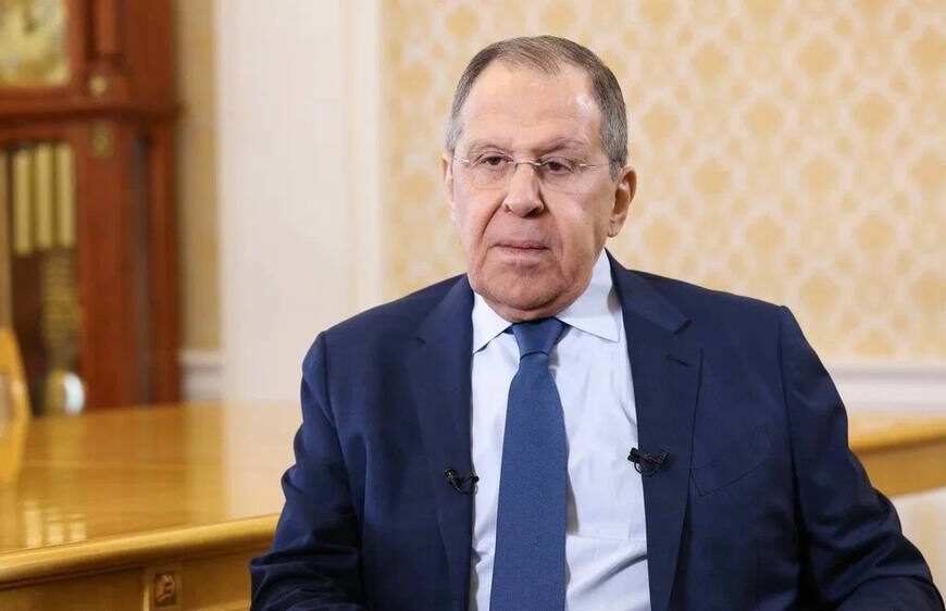 Invocând, cu ipocrizie, exemplul României şi al Ucrainei, Lavrov acuză UE că pregăteşte observatori pentru a supraveghea pe ascuns alegerile pentru Duma de Stat