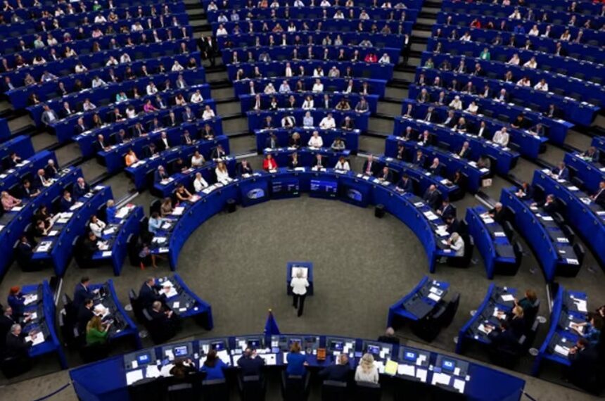 Ursula von der Leyen denunţă comportamentul iresponsabil şi periculos al Rusiei, în urma incidentelor cu dronă din Lituania şi tir cu rachete de semnalizare la Marea Baltică